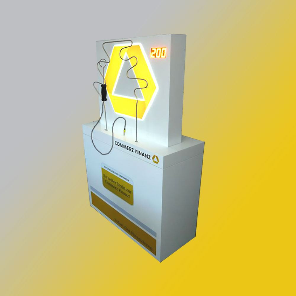 XL Heißer Draht mit Logobeleuchtung und vergleichbaren Ergebnissen