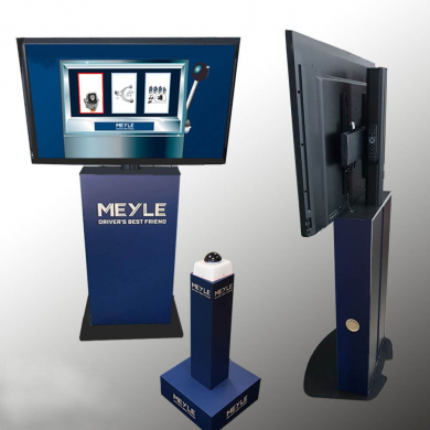 Bildschirm-Slotmachine mit Produktabbildungen und Start über Buzzer 