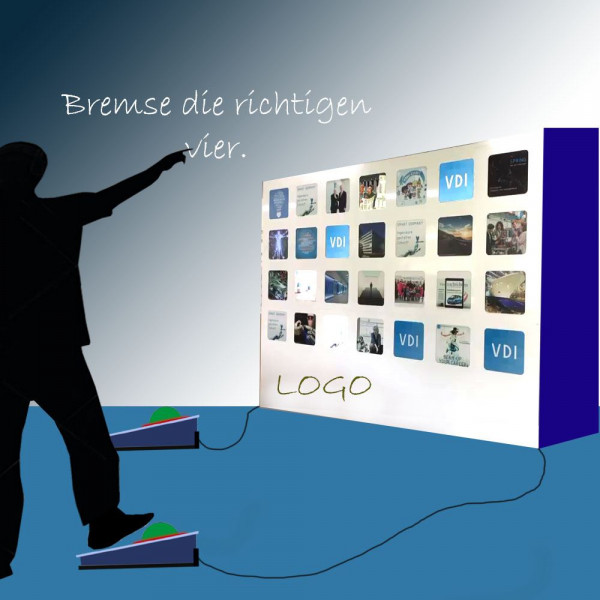 XL-Lichtbildwand für bis zu zwei Personenspiel 